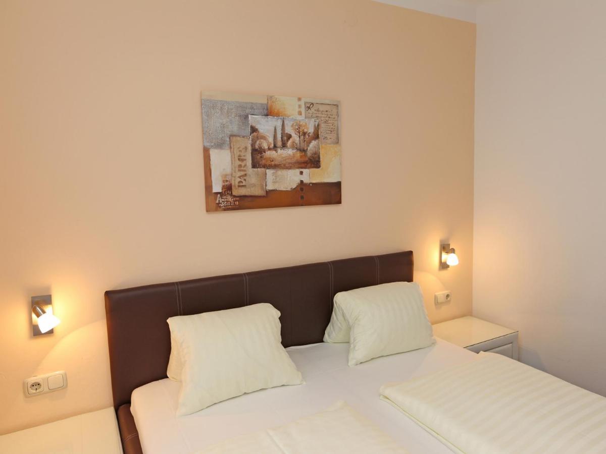 Hotel Seerose Garni Wolfgangsee 3*