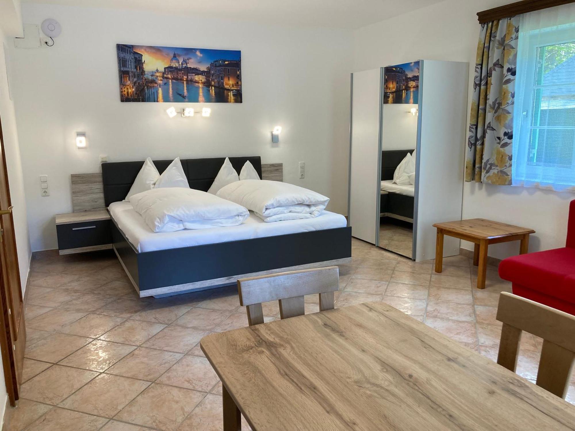 Seerose Garni Wolfgangsee Hotel